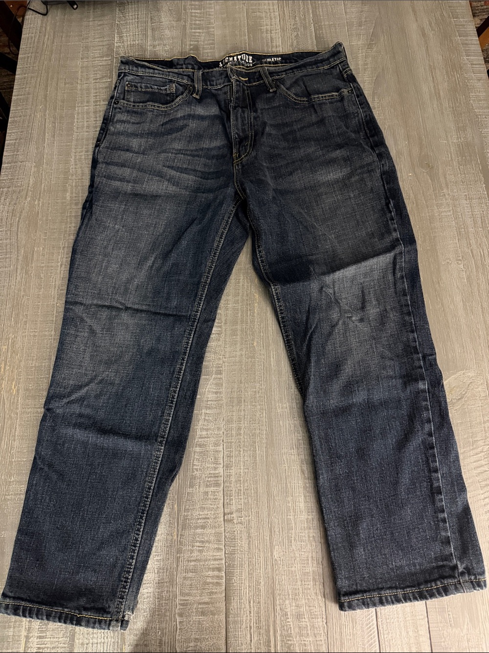 Relaxed Fit Men's Jeans in Dark Indigo